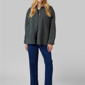 32 degrees brand Women's Gray Sherpa Jacket